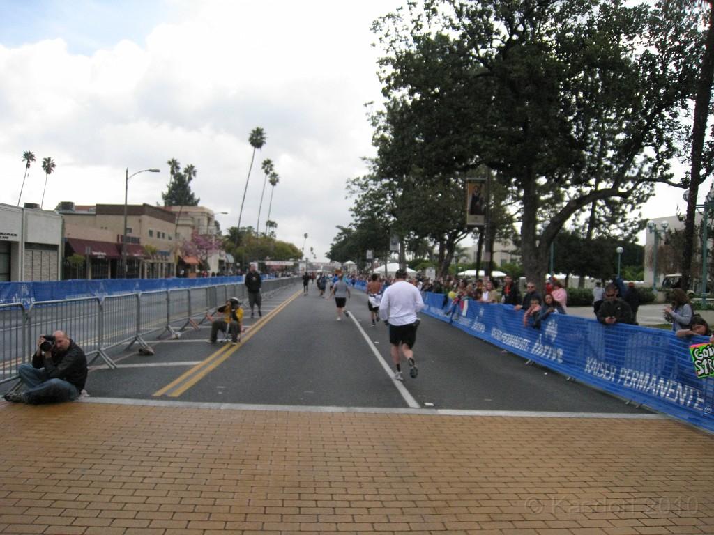 Pasadena Marathon California 2010-02 0660.jpg - The Pasadena California Marathon - 2010.
